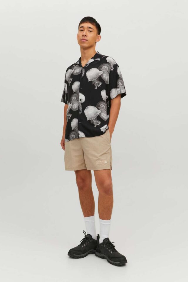 SpringSummer2023_4133324_12228020_6-jackjones