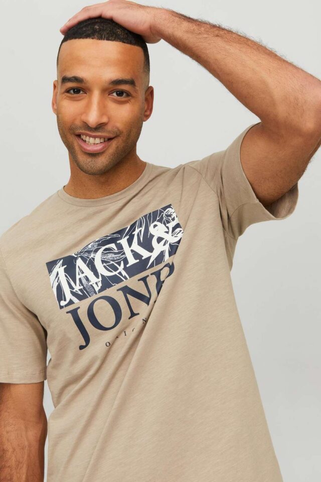 SpringSummer2023_4146432_12228774_6-jackjones