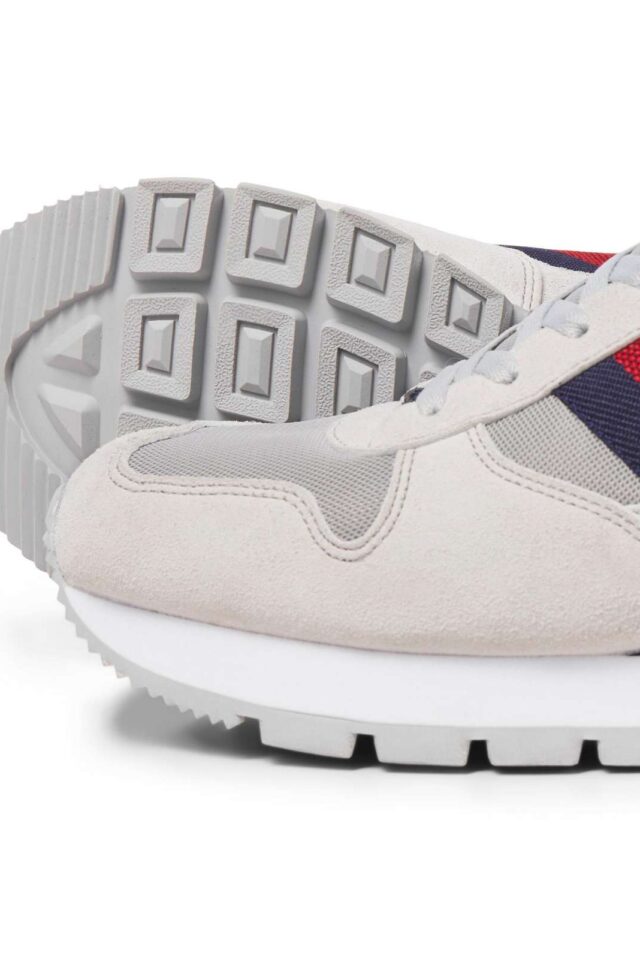 SpringSummer2023_4162656_12230429_3-jackjones