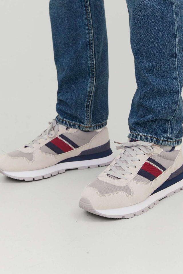 SpringSummer2023_4162656_12230429_7-jackjones