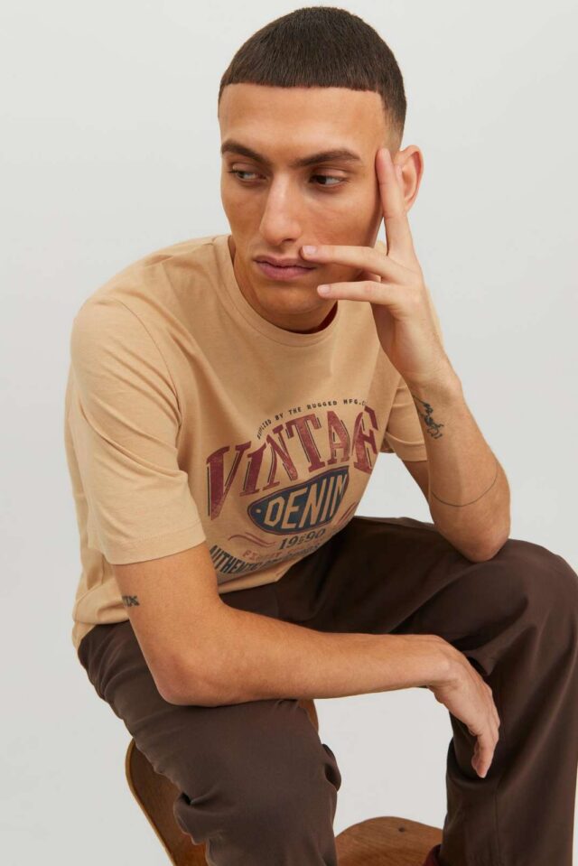 SpringSummer2023_4214352_12234774_4-jackjones