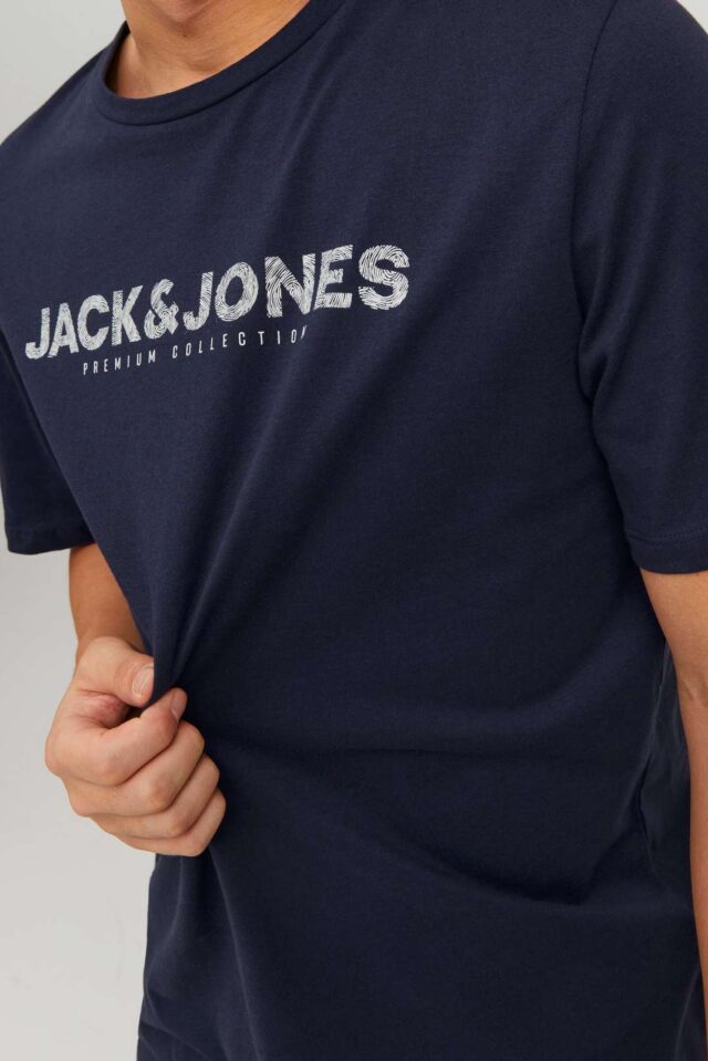 SpringSummer2023_4214376_12234759_2-jackjones