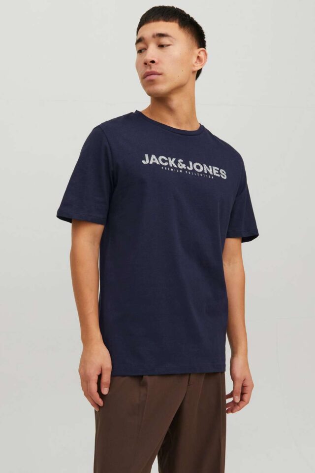 SpringSummer2023_4214376_12234759_5-jackjones