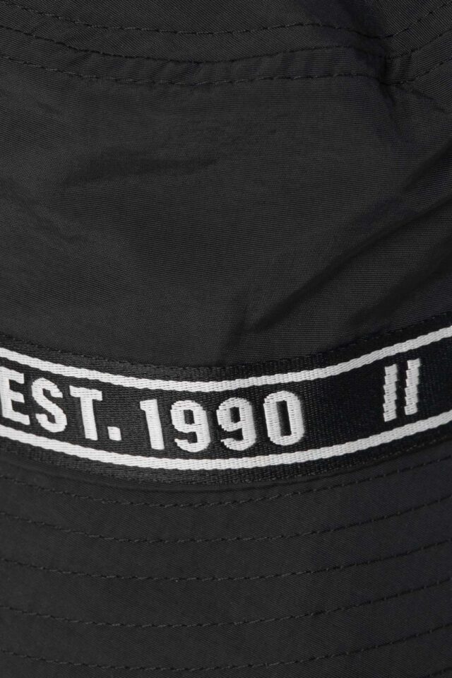 Springsummer_4148374_12228963_2-jackjones