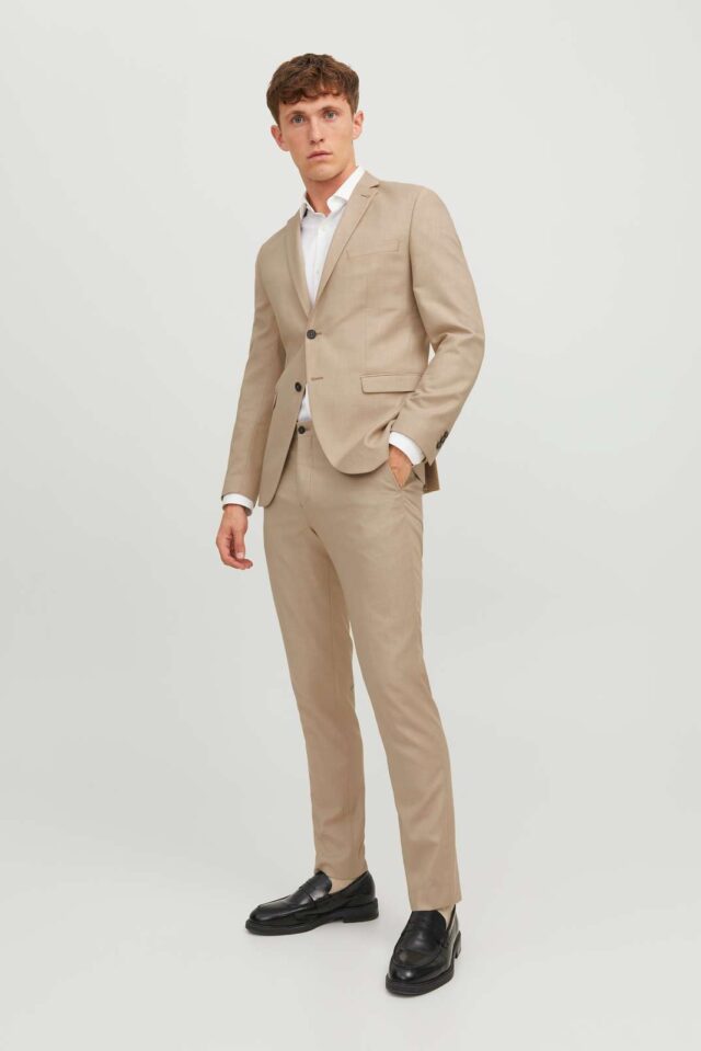 FallWinter2018_4265239_12141112_4-jackjones