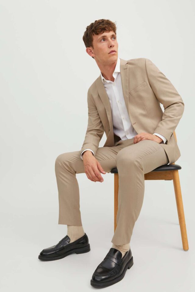 FallWinter2018_4265239_12141112_6-jackjones