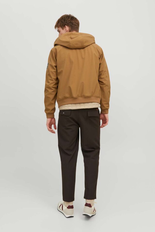 FallWinter2023_4230139_12236300_2-jackjones