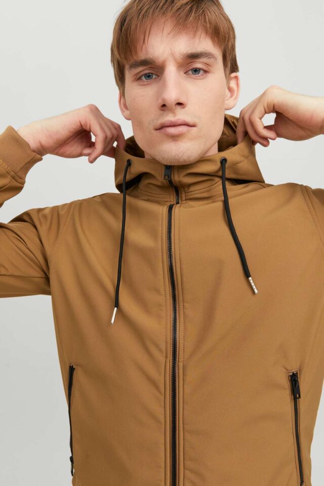 FallWinter2023_4230139_12236300_4-jackjones