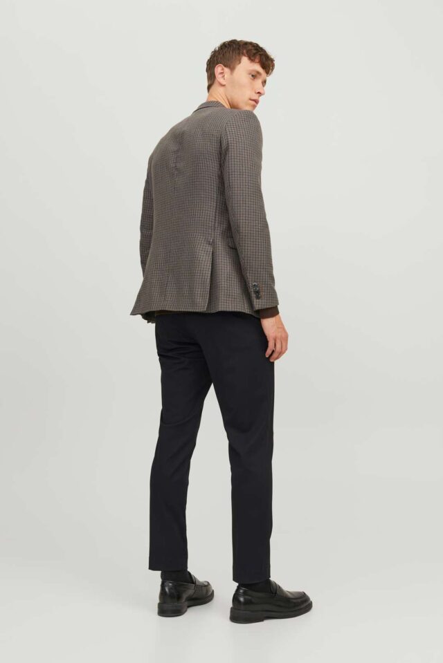 FallWinter2023_4241483_12237523_5-jackjones