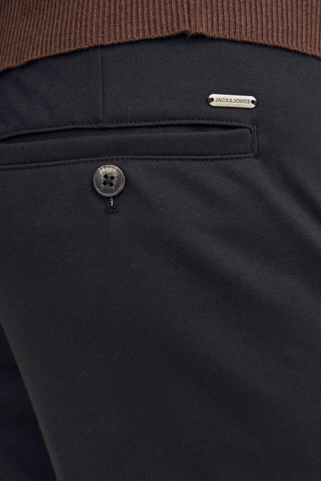 FallWinter2023_4241483_12237523_6-jackjones