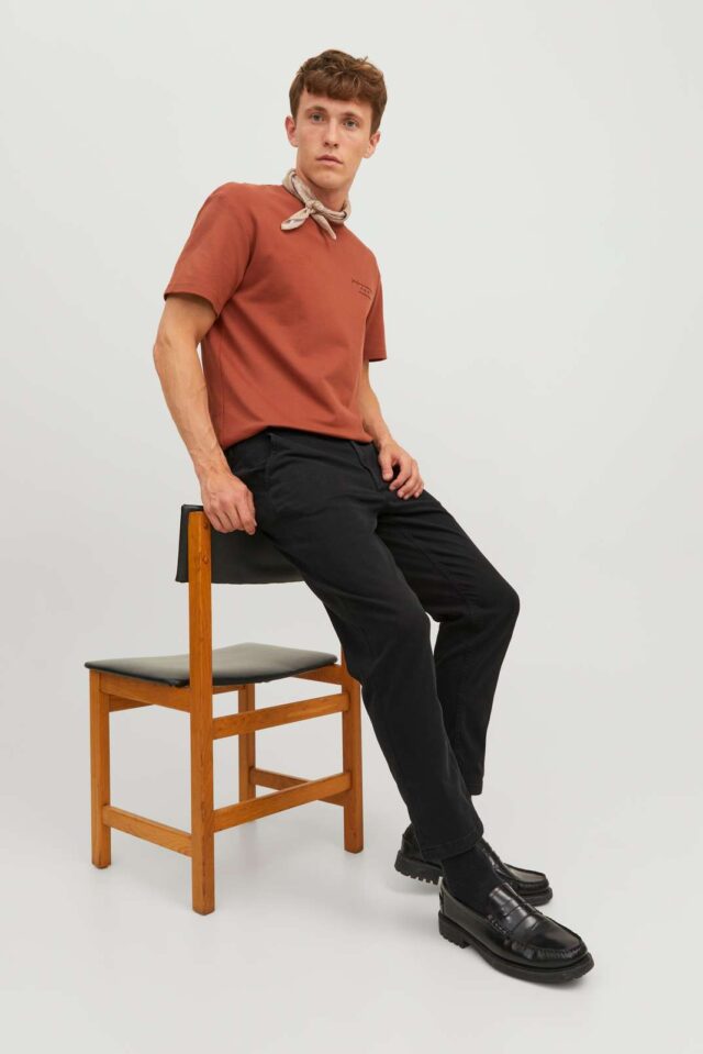 FallWinter2023_4297306_12242188_4-jackjones