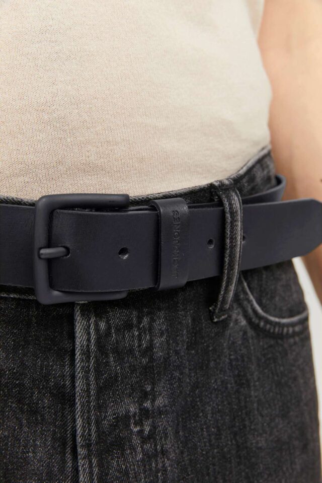 FallWinter2023_4300965_12242687_5-jackjones