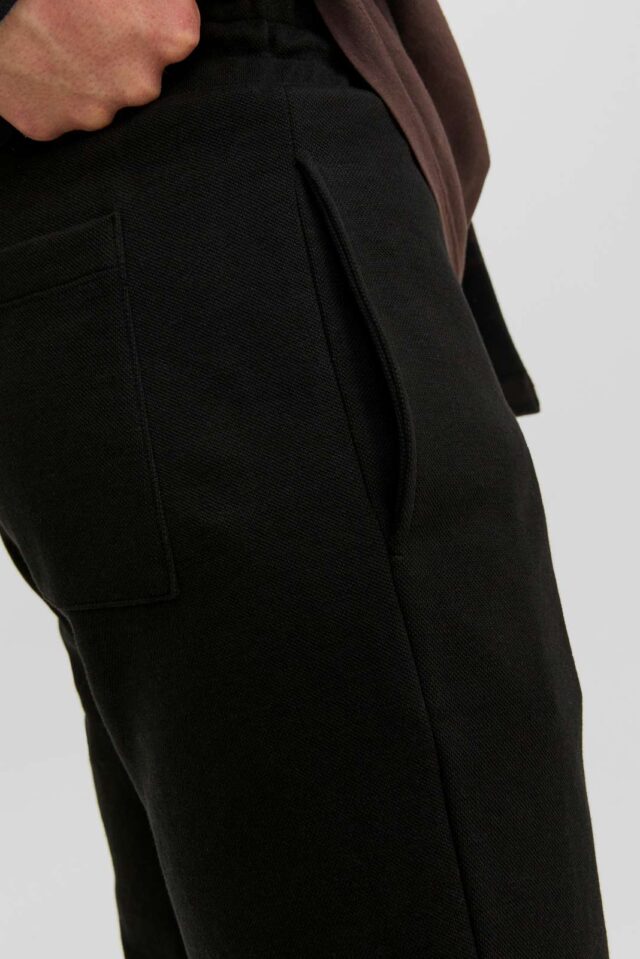 FallWinter2023_4306305_12242938_6-jackjones