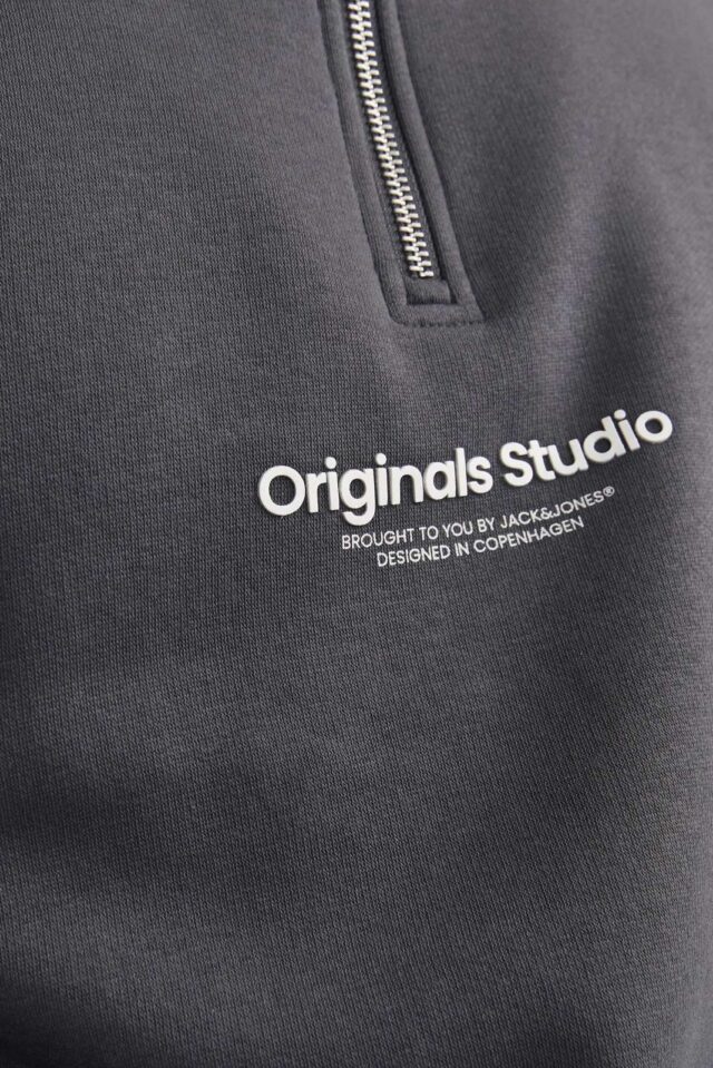 FallWinter2023_iron-gate_12241777_5-jackjones