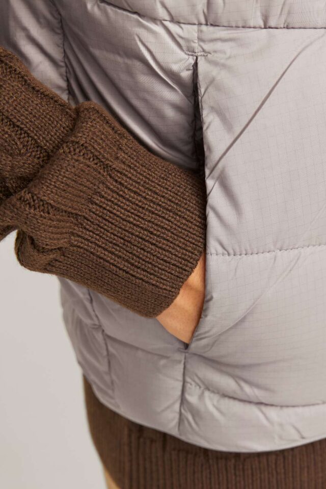 JJESTATE PACKABLE BW COLLAR NOOS