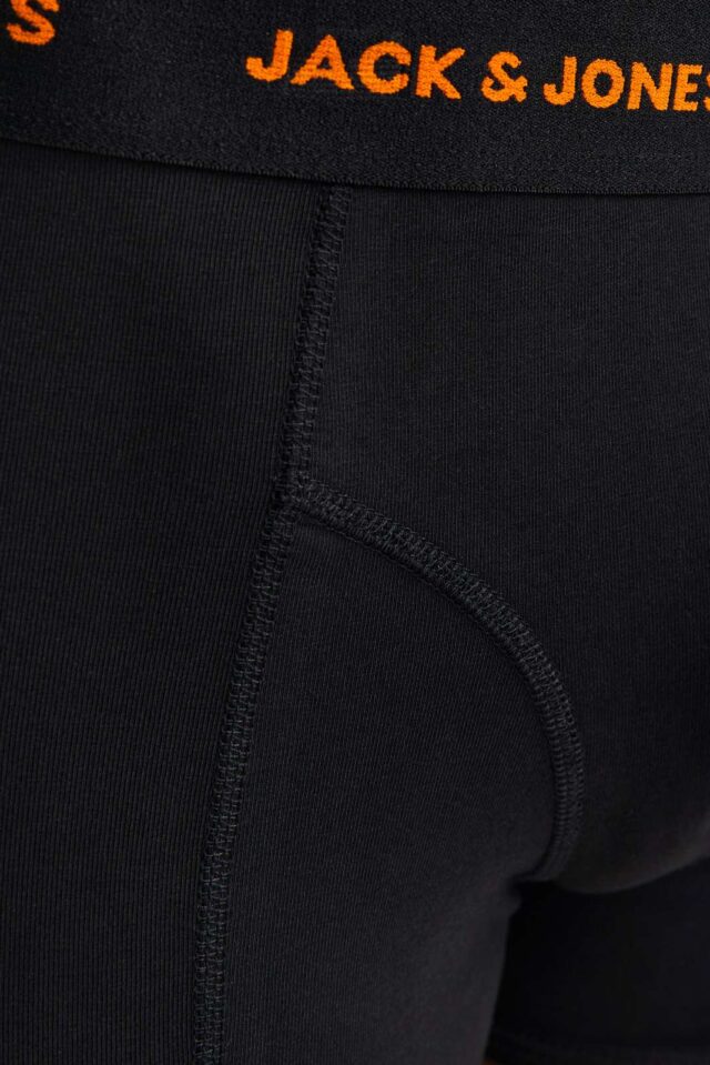 FallWinter2024_4587892_12263876_3-jackjones