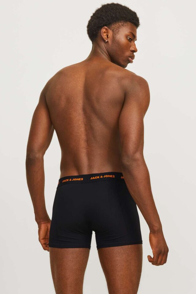 FallWinter2024_4587892_12263876_4-jackjones