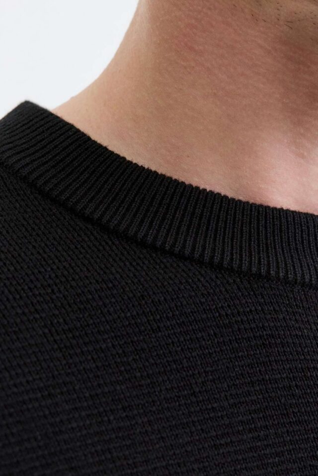 FallWinter2024_4816467_12259666_6-jackjones