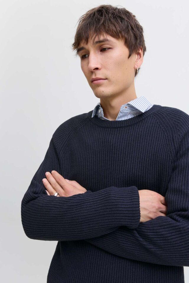 JJPANNEL KNIT CREW NECK AW25