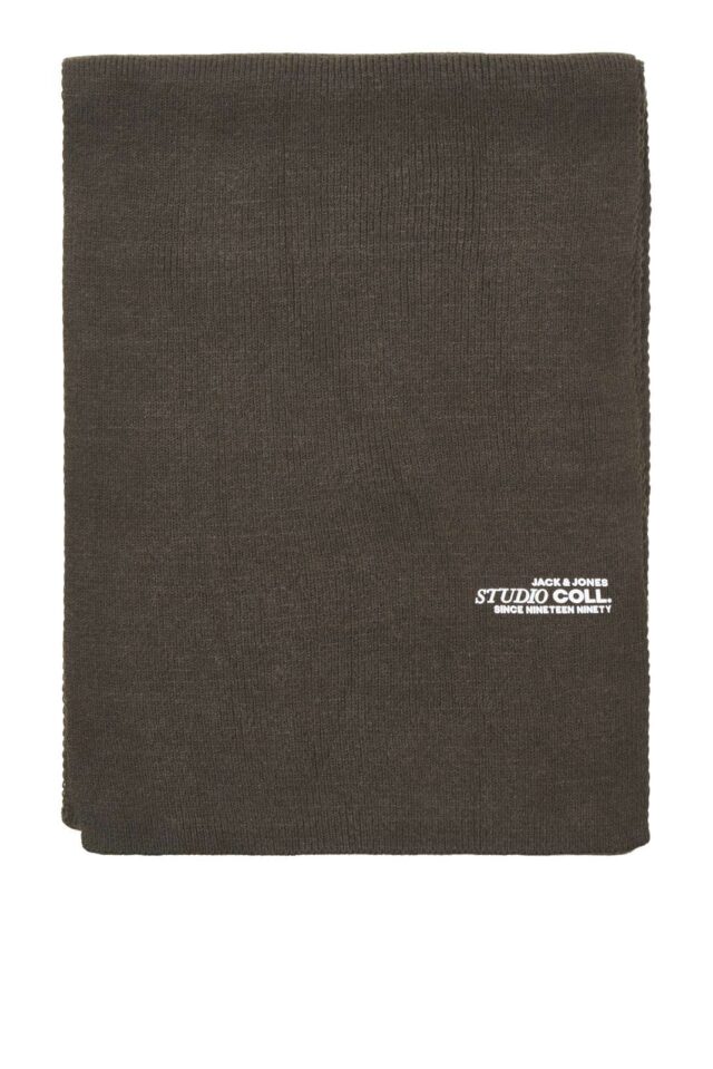 FallWinter2025_4782763_12279648_3-jackjones