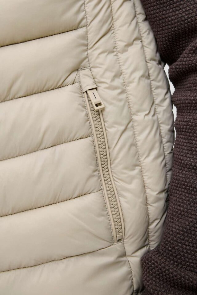 JJEBRADLEY LIGHT BODYWARMER COLLAR NOOS