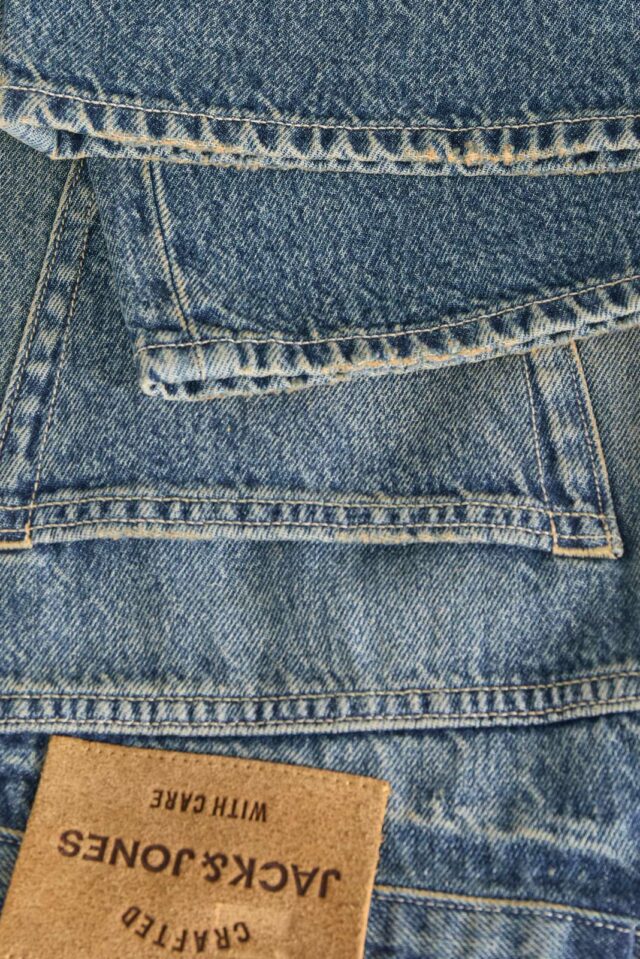 FallWinter2025_4831284_12283806_2-jackjones