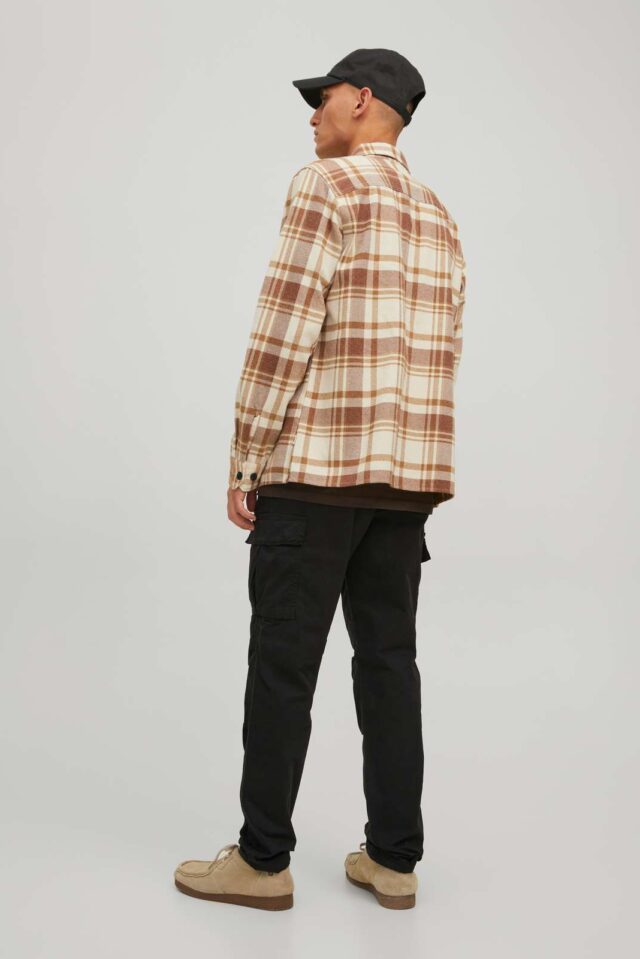 Noos2022_4068320_12216664_8-jackjones