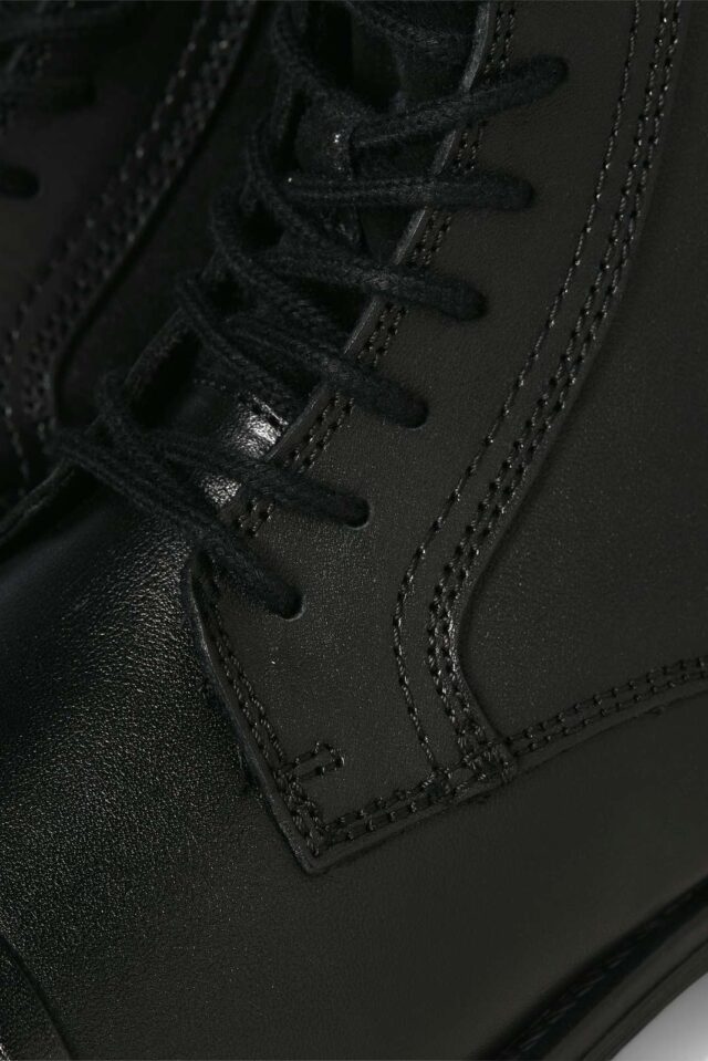 SpringSummer2022_3076442_12155999_5-jackjones