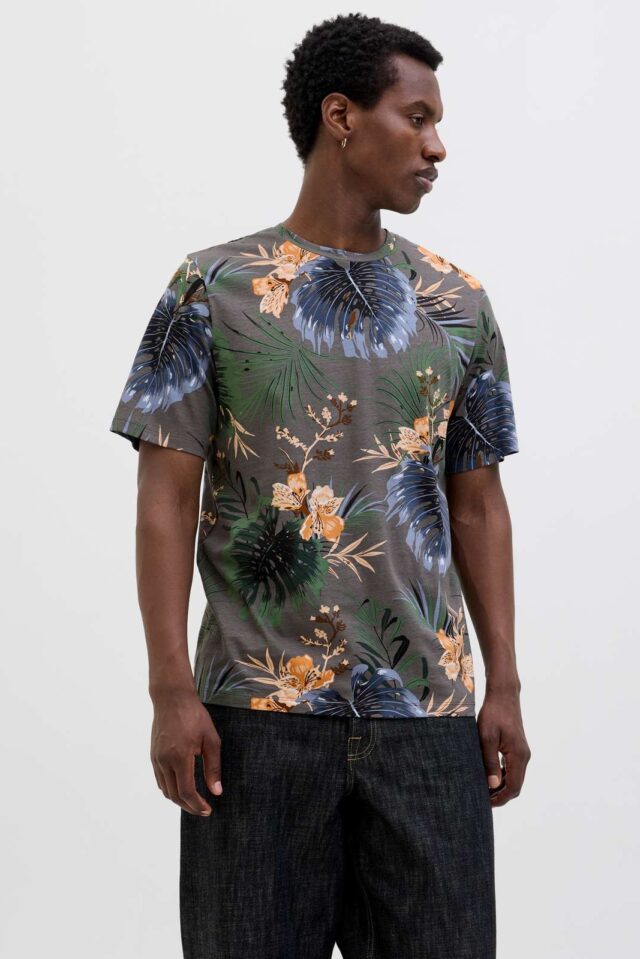 JJHAWAII AOP TEE SS CREW NECK