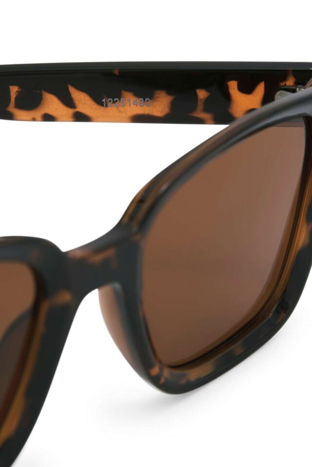 Springsummer_4702265_12251480_4-jackjones