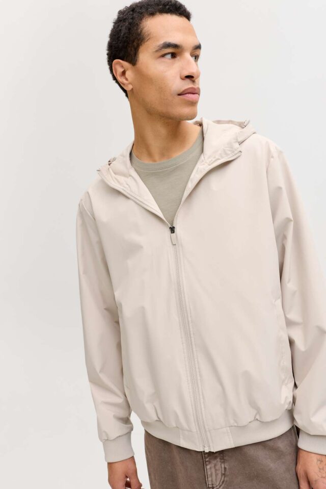 JJECHARGE LIGHT JACKET HOOD NOOS