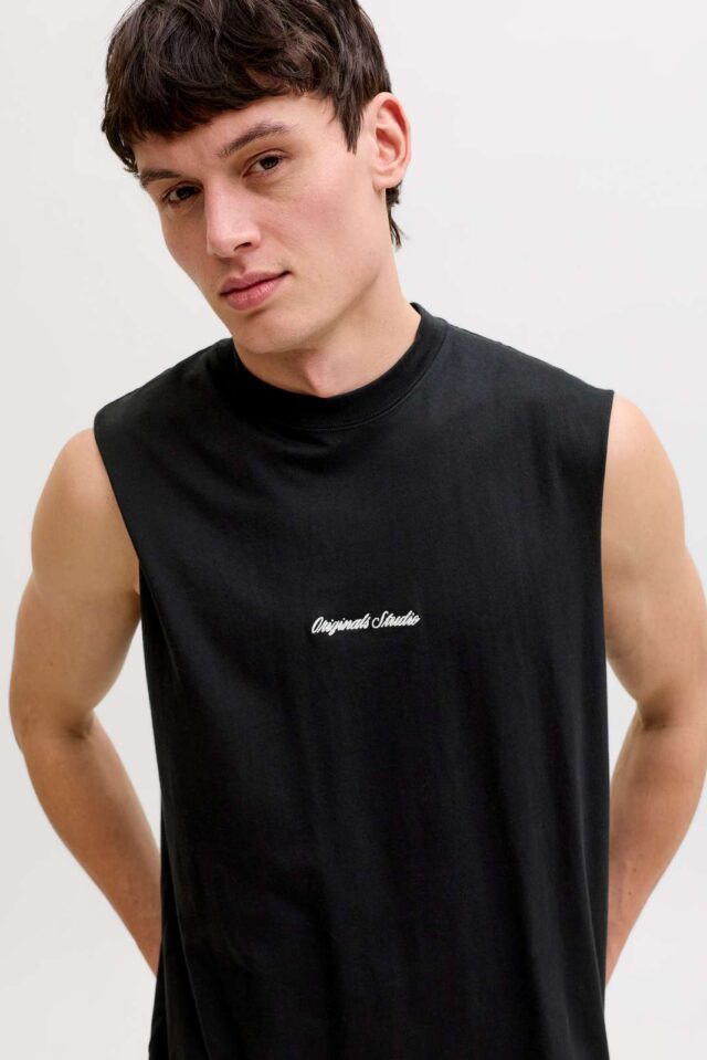 JORNORREBRO EMB TEE SL CREW NECK LN