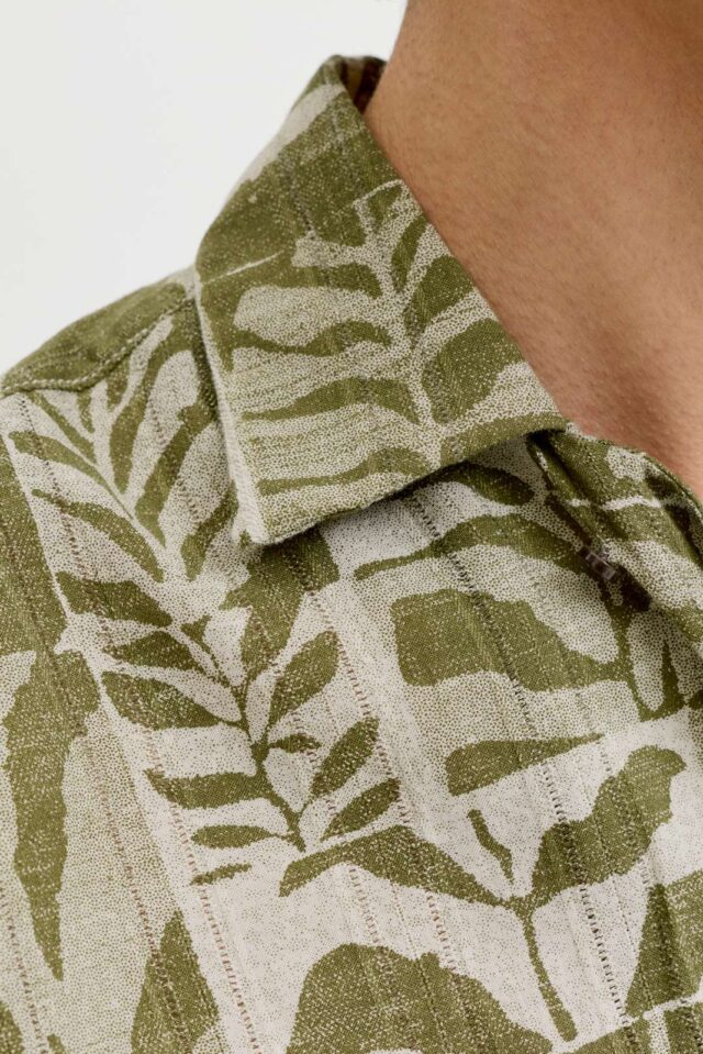 JPRBLULYON PRINT DOBBY S/S SHIRT SN