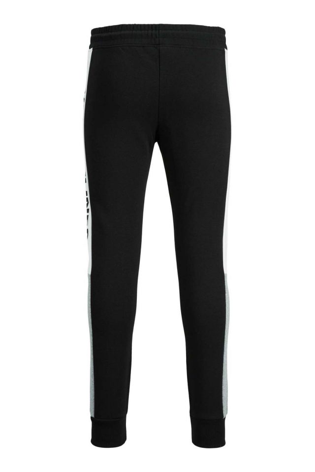 All-Year_3787105_12197199_2-jackjones