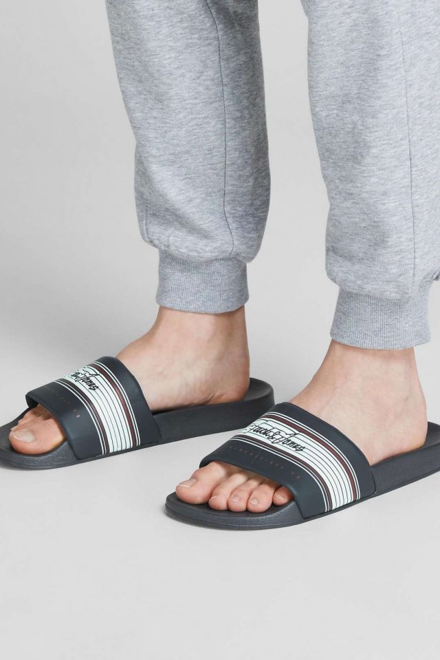 All-Year_3817040_12203995_5-jackjones