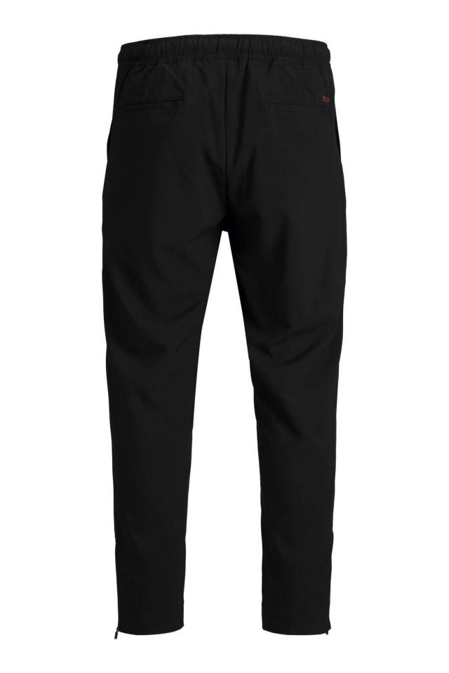 FallWinter2021_3734842_12197648_2-jackjones