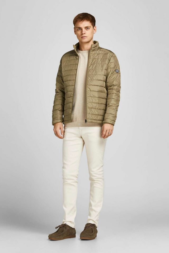 FallWinter2022_3770201_12200410_7-jackjones