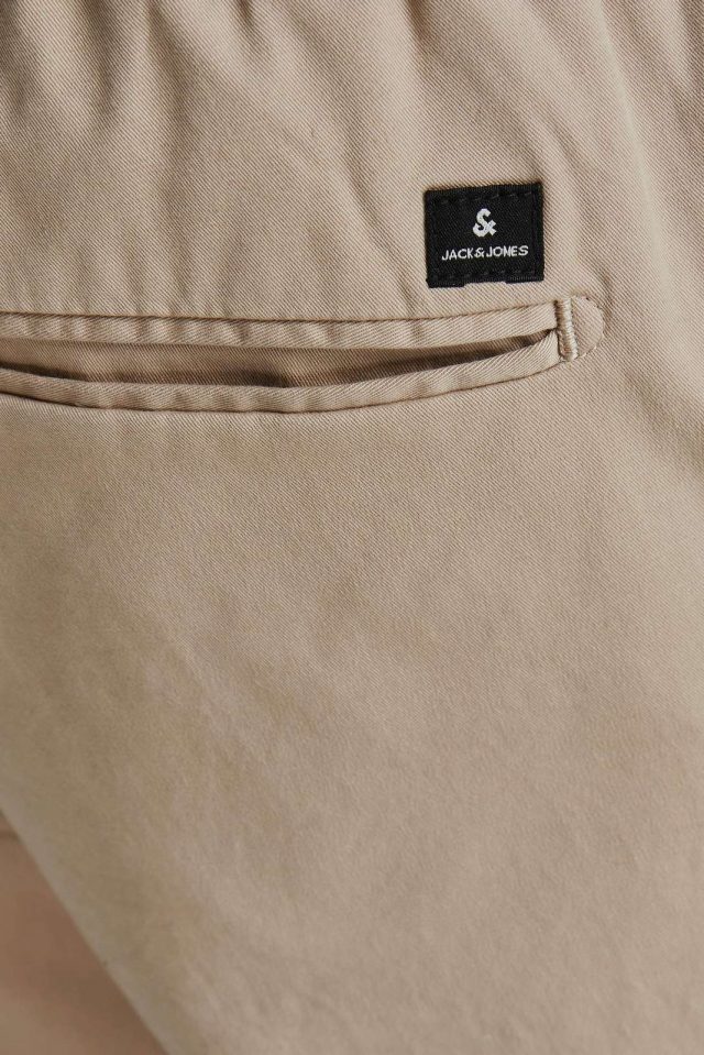 FallWinter2022_3836159_12205985_3-jackjones