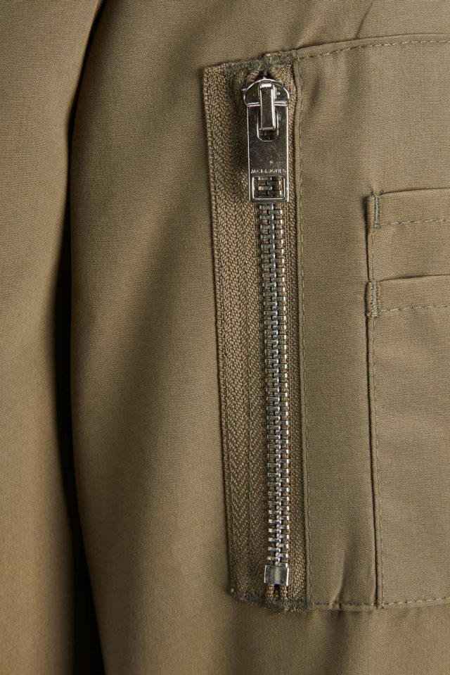 NOOS2020_3224978_12165203_7-jackjones