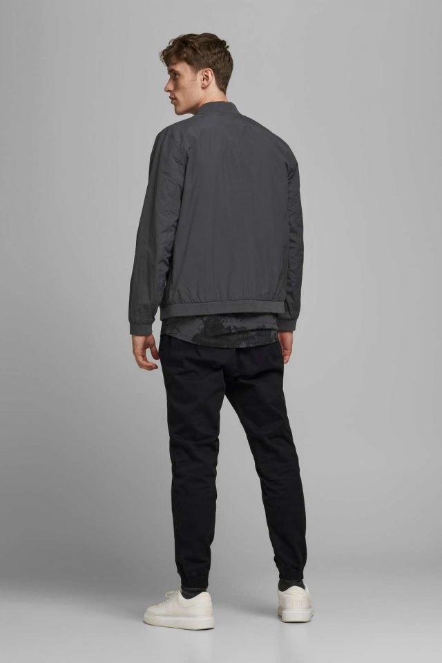 NOOS2020_3526417_12182548_4-jackjones