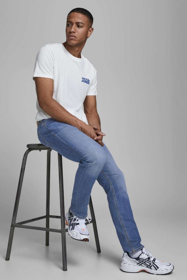 SpringSummer2019_3101940_12157416_8-jackjones