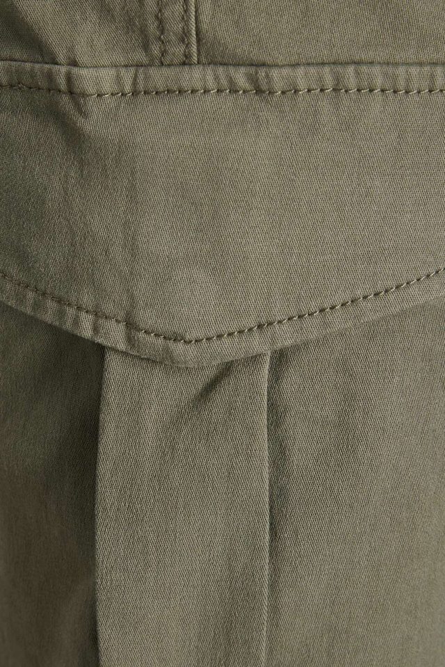 SpringSummer2021_3508071_12182539_3-jackjones